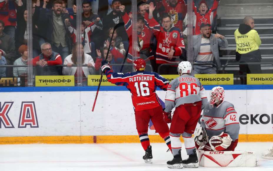 Армеец Сергей Плотников празднует победу над «Спартаком». Фото: Соцсети ПХК ЦСКА