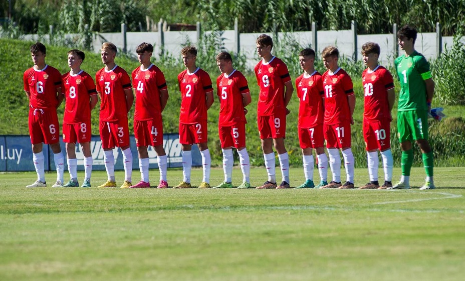 Молодежная сборная России проиграла уругвайскому клубу в товарищеском матче. Фото: РФС