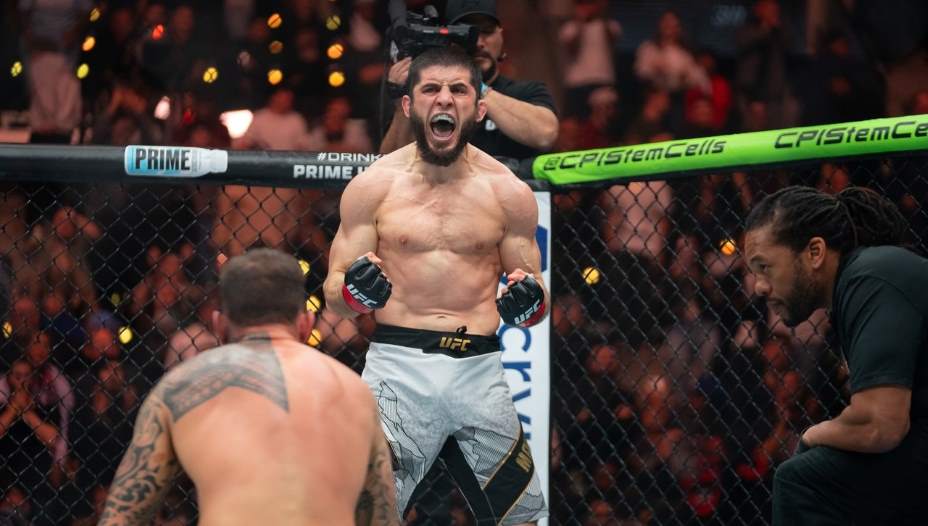 Ислам Махачев доказал, что он лучший боец легкого веса UFC. Фото: UFC