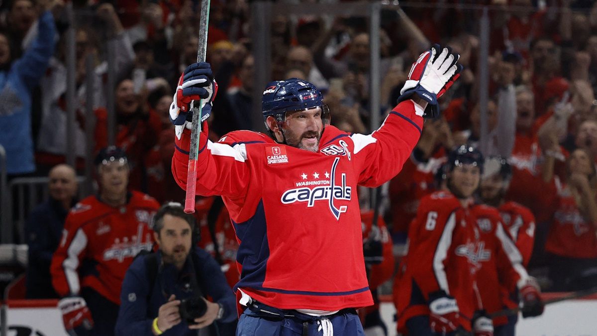 На равных с Гретцки, в шаге от рекорда! Фото: REUTERS