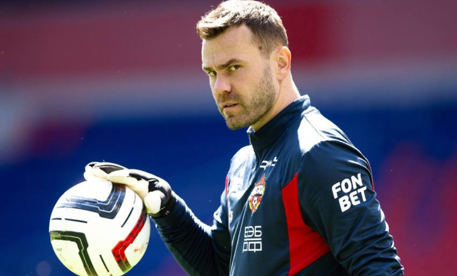 Акинфеев пропустил после углового во втором матче подряд. Фото: ФК ЦСКА