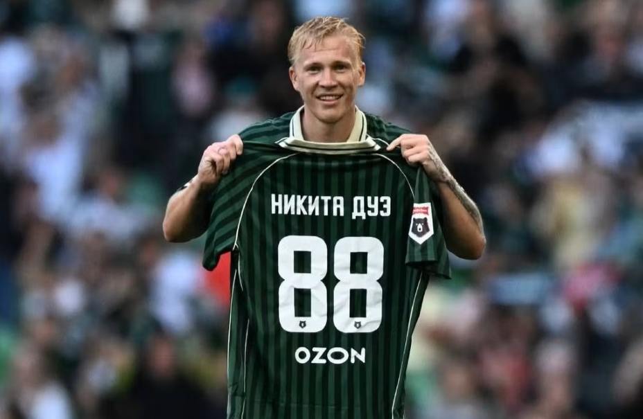 Никита Кривцов отпраздновал гол в ворота