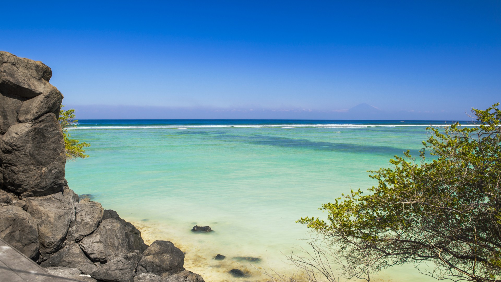 Живописный пляж на Бали.