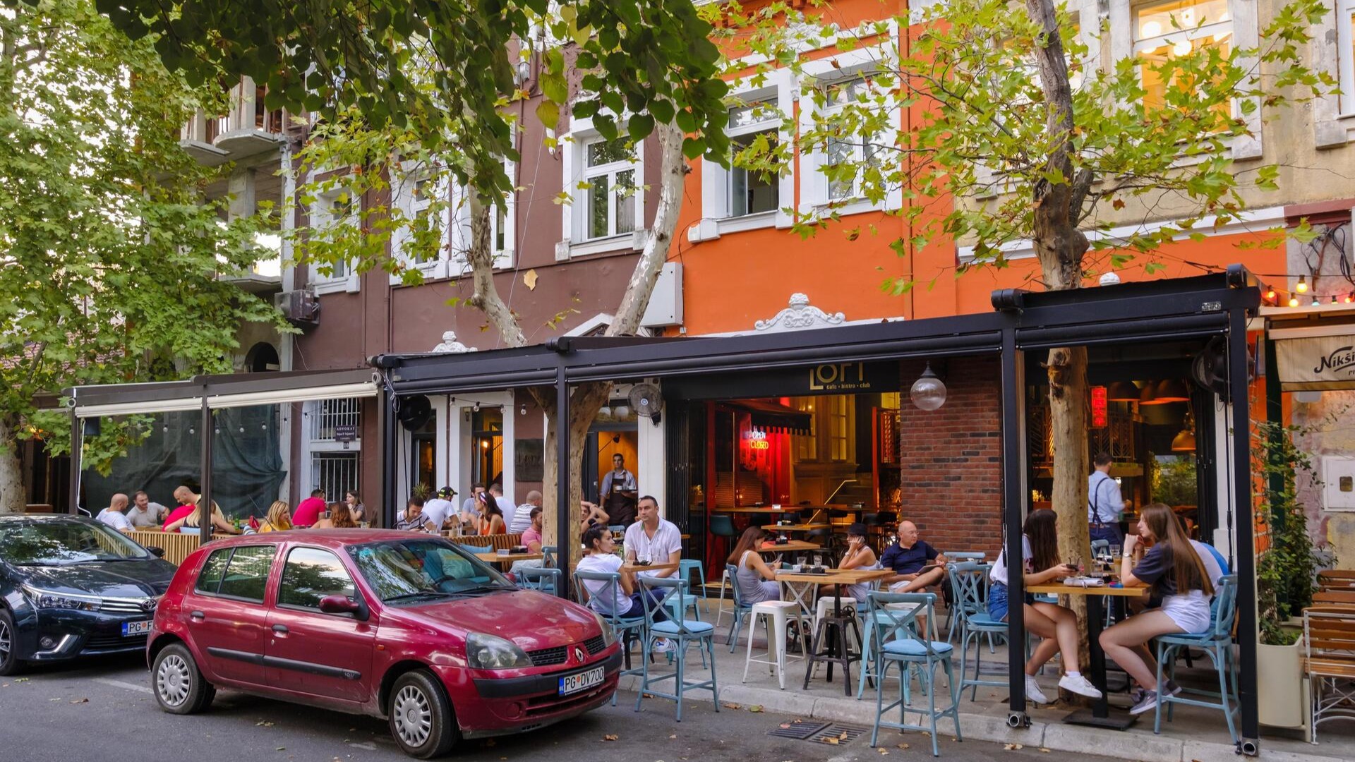 Улица Бокеска, центр города Подгорица.