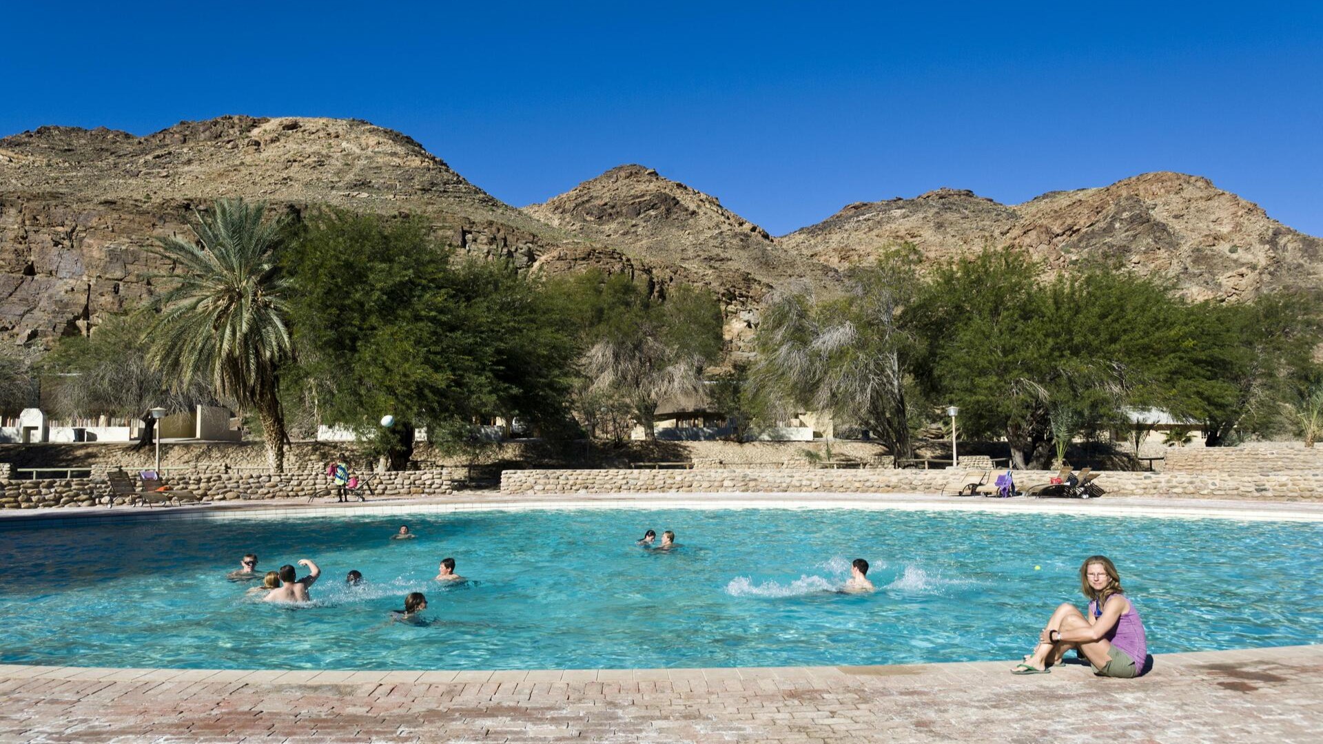 Горячие источники Ай-Айс, Намибия.